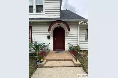 91 Nichol Avenue #2, New Brunswick, NJ 08901 - Photo 1