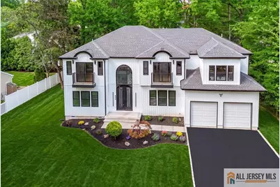 220 W Locust Avenue, Edison, NJ 08820 - Photo 2