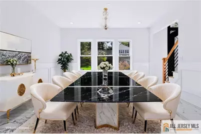 220 W Locust Avenue, Edison, NJ 08820 - Photo 18