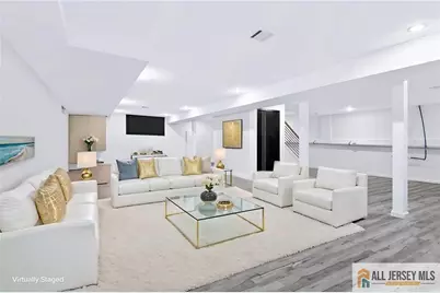 220 W Locust Avenue, Edison, NJ 08820 - Photo 50