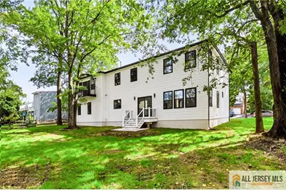 220 W Locust Avenue, Edison, NJ 08820 - Photo 54