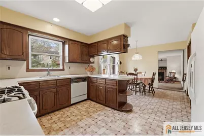 1177 Aaron Road, North Brunswick Township, NJ 08902 - Photo 12