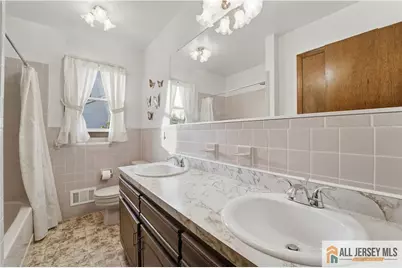 1177 Aaron Road, North Brunswick Township, NJ 08902 - Photo 22