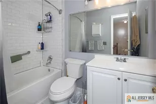 49 Albury Way, North Brunswick Township, NJ 08902 - Photo 16