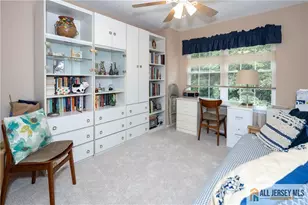 49 Albury Way, North Brunswick Township, NJ 08902 - Photo 14