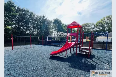 49 Albury Way, North Brunswick Township, NJ 08902 - Photo 24