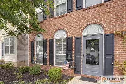 49 Albury Way, North Brunswick Township, NJ 08902 - Photo 2