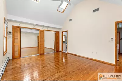 65 Livingston Avenue, Kearny, NJ 07032 - Photo 18