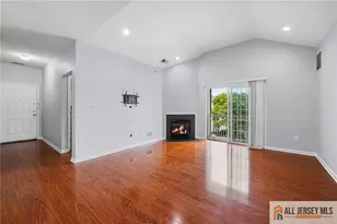 131 Frank Ct, South Plainfield, NJ 07080 - Photo 6