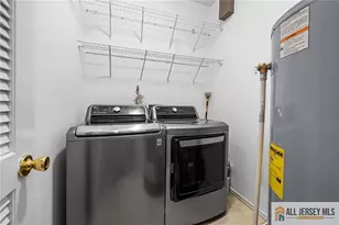 131 Frank Ct, South Plainfield, NJ 07080 - Photo 18