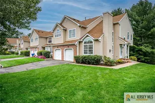 99 Castle Pointe Blvd, Piscataway Township, NJ 08854 - Photo 2