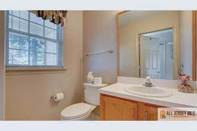 229 N Pondview Boulevard, Monroe Township, NJ 08831 - Photo 10