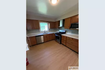 66 Edison Avenue, Edison, NJ 08820 - Photo 6