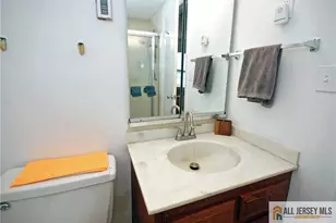 426 Redding Ln, Monroe Township, NJ 08831 - Photo 22