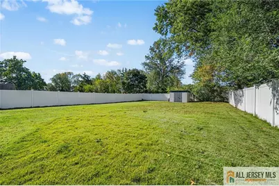 15 Chestnut Street, Edison, NJ 08817 - Photo 30