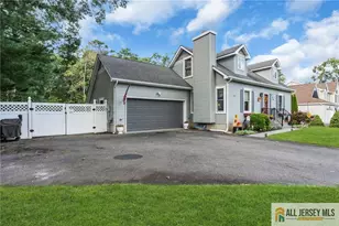 718 Princeton Rd, Lacey Township, NJ 08734 - Photo 10