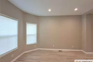 60 Main St, Sayreville, NJ 08872 - Photo 8