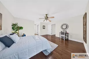 29 Windsor Dr, East Brunswick Township, NJ 08816 - Photo 14