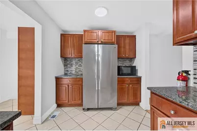 29 Windsor Drive, East Brunswick Township, NJ 08816 - Photo 6