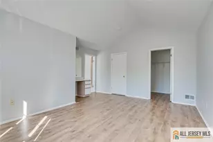 115 Salem Rd, North Brunswick Township, NJ 08902 - Photo 22