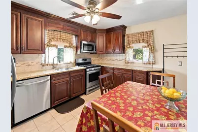 121 Hadley Street, Piscataway Township, NJ 08854 - Photo 8