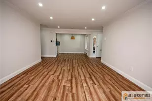 187 Newport Rd, Monroe Township, NJ 08831 - Photo 6