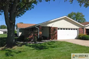 187 Newport Rd, Monroe Township, NJ 08831 - Photo 1