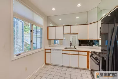 64 Winthrop Road, Monroe Township, NJ 08831 - Photo 4