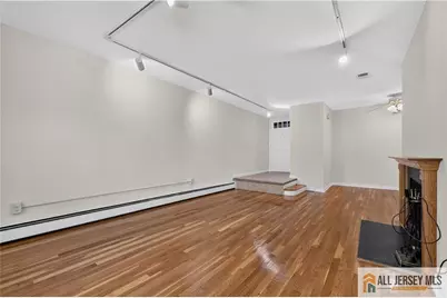 323 Gills Lane #11T, Iselin, NJ 08830 - Photo 8