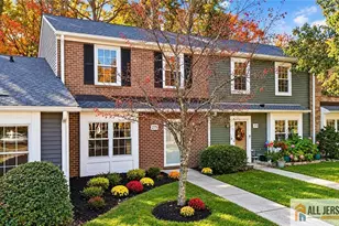 275 Constitution Cir, North Brunswick Township, NJ 08902 - Photo 1