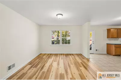 643 Drake Avenue, Middlesex, NJ 08846 - Photo 10