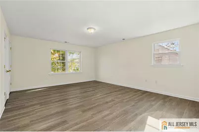 643 Drake Avenue, Middlesex, NJ 08846 - Photo 18