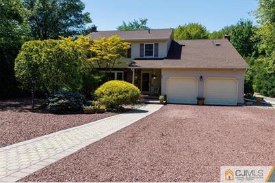 81 Springhill Road - Photo 1