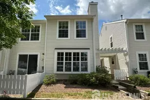 26 Almond Dr, Franklin Township, NJ 08873 - Photo 1