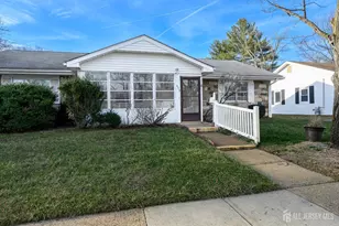 62D Hedge Dr, Lakewood, NJ 08701 - Photo 1