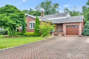 605 Beechwood Ave, Middlesex, NJ 08846 - Photo 1