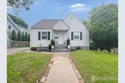 10 S 8th Avenue S, Highland Park, NJ 08904 - Photo 1
