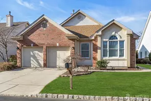 16 Brighton Ct, Monroe Township, NJ 08831 - Photo 1