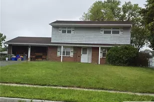 41 Raleigh Rd, South Brunswick Township, NJ 08824 - Photo 1