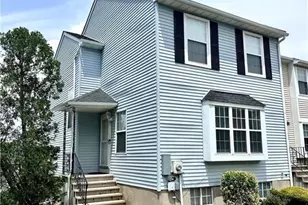 24 Mochen Ct, Sayreville, NJ 08872 - Photo 1