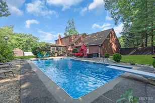 19 Ellen Cir, Old Bridge Township, NJ 08857 - Photo 1