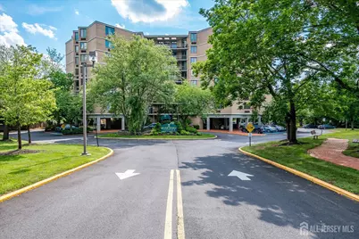 30 S Adelaide Avenue #8L, Highland Park, NJ 08904 - Photo 1