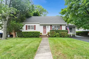 13 Quincy Rd, East Brunswick Township, NJ 08816 - Photo 1