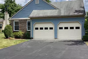 30 Martin Van Buren Dr, Monroe Township, NJ 08831 - Photo 1