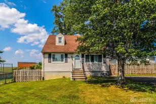 65 Boulevard E, Old Bridge Township, NJ 07735 - Photo 1