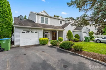 10 Stonewall Drive, Edison, NJ 08820 - Photo 1