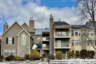 10 Lear Ct, East Brunswick Township, NJ 08816 - Photo 1