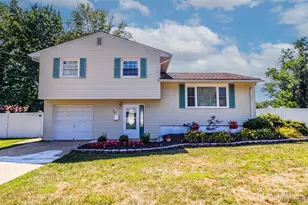 26 Moryan Rd, Edison, NJ 08817 - Photo 1