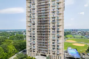 160 Overlook Ave, Hackensack, NJ 07601 - Photo 1