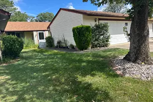 148B Maclura Plaza, Monroe Township, NJ 08831 - Photo 1